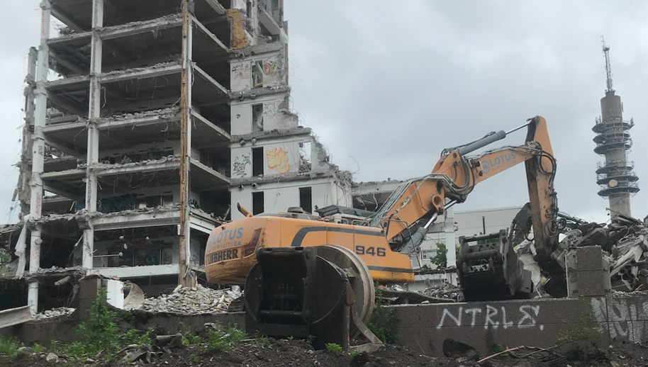 Why construction companies must invest in AI